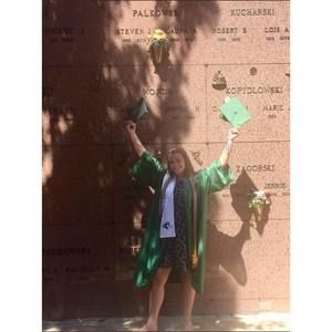 Meet your Posher, Tayler